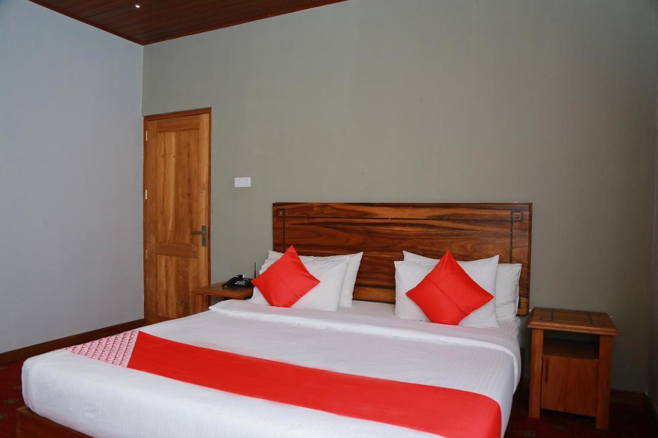 Oyo 278 Hotel Rivelka Kundasale Room photo